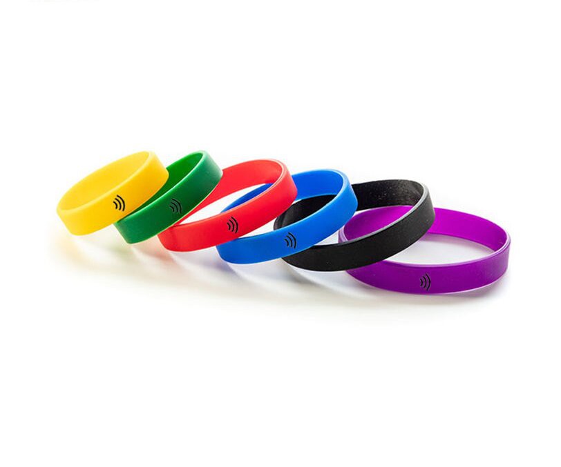 Thin Silicone RFID Wristband Thin Silicone RFID Wristband