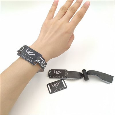 สายรัดข้อมือแบบทอพร้อมแท็ก NFC PVC